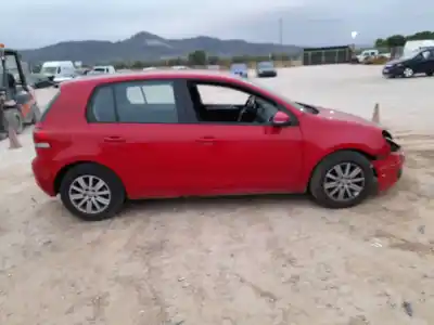 Veículo de Sucata volkswagen golf vi (5k1) 2.0 tdi do ano 2009 alimentado cbd