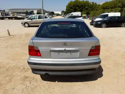 Veículo de Sucata bmw 3 compact (e36) 316 i do ano 1997 alimentado 164e2