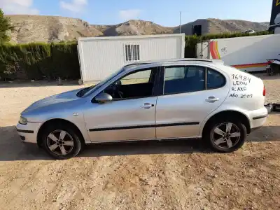 Здавання транспортного засобу SEAT LEON (1M1) 1.4 16V року 2001 потужний AXP Здавання транспортного засобу SEAT LEON (1M1) 1.4 16V року 2001 потужний AXP