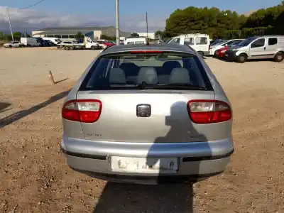 Здавання транспортного засобу seat leon (1m1) 1.4 16v року 2001 потужний axp