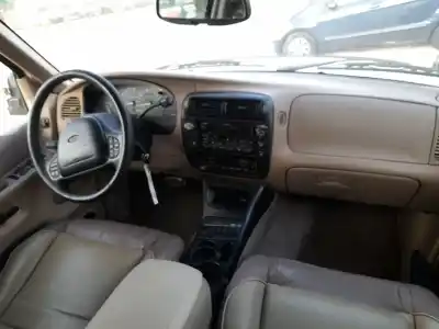 Scrapping Vehicle ford usa   of the year 1998 powered wzb