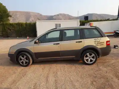 Sloopvoertuig FIAT STILO MULTI WAGON (192_)  van het jaar 2006 aangedreven 192A1000