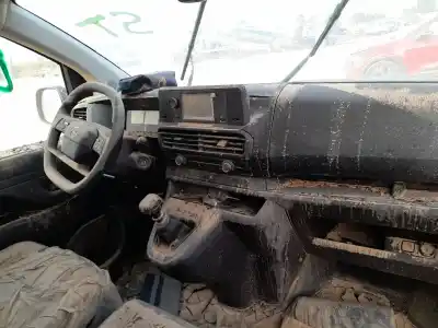 Здавання транспортного засобу opel vivaro c furgón (k0) 1.5 року 2024 потужний yh01