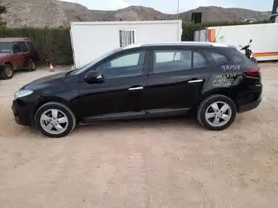 Vehículo de desguace RENAULT MEGANE III GRANDTOUR (KZ0/1)  del año 2011 con motor K9KJ8