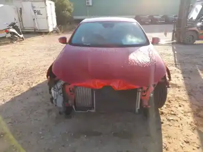 Здавання транспортного засобу renault megane iv fastback (b9a/m/n_) 1.2 tce 130 (b9mr) року 2017 потужний h5f408