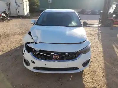 Veículo de Sucata fiat tipo fastback (356_, 357_) 1.4 (356hxa1b) do ano 2017 alimentado 843a1000