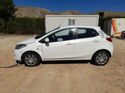 Veicolo di demolizione MAZDA 2 (DE_, DH_)  dell'anno 2008 alimentato ZJ