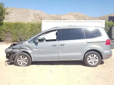 Veículo de Sucata VOLKSWAGEN SHARAN (7N1, 7N2)  do ano 2010 alimentado CFF