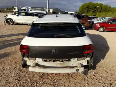 Veicolo di demolizione citroen c4 cactus 1.2 vti 82 dell'anno 2015 alimentato hm01