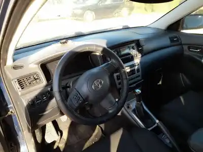 Veículo de Sucata toyota corolla (_e12_) 1.6 vvt-i (zze121_) do ano 2005 alimentado 3zz-fe