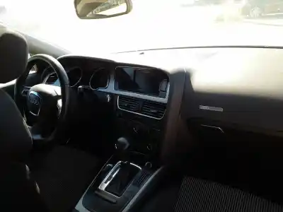 Sloopvoertuig audi a5 (8t3) 2.7 tdi van het jaar 2008 aangedreven cgka