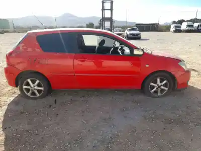 Sloopvoertuig toyota corolla (_e12_) 2.0 d-4d (cde120r_, cde120l_) van het jaar 2005 aangedreven 1cdftv