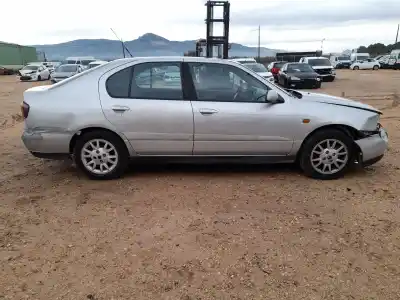 Veicolo di demolizione nissan primera (p11) 2.0 td dell'anno 2000 alimentato cd20