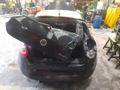 Véhicule à la ferraille fiat bravo ii (198_) 1.9 d multijet (198axc1b) de l'année 2008 alimenté 937a5000