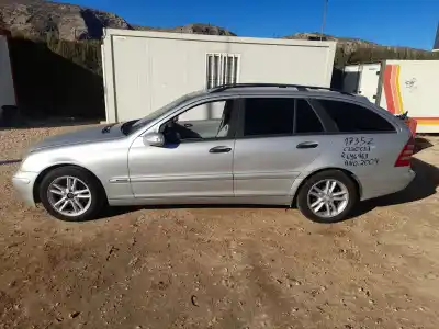 Veicolo di demolizione MERCEDES-BENZ CLASE C T-MODEL (S203)  dell'anno 2004 alimentato 646963