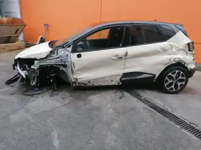 Scrapping Vehicle renault   of the year 2019 powered h4b b4