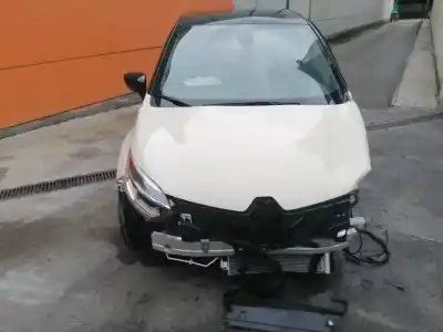 Scrapping Vehicle renault   of the year 2019 powered h4b b4