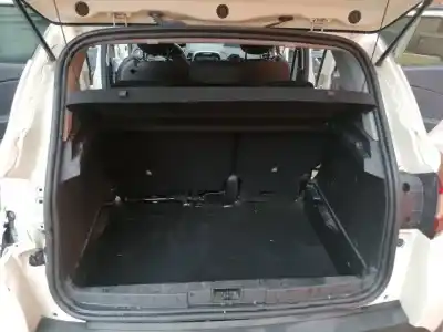 Scrapping Vehicle renault   of the year 2019 powered h4b b4