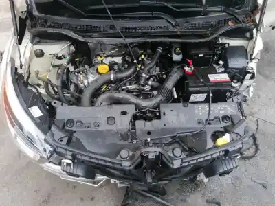 Scrapping Vehicle renault   of the year 2019 powered h4b b4