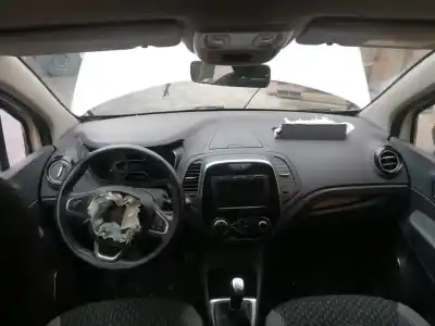 Scrapping Vehicle renault   of the year 2019 powered h4b b4