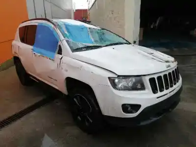 Scrapping Vehicle chrysler jeep compass limited 4x4 of the year 2012 powered om651925