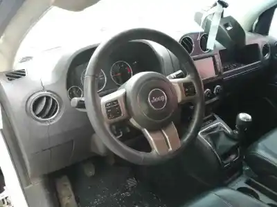 Scrapping Vehicle chrysler jeep compass limited 4x4 of the year 2012 powered om651925