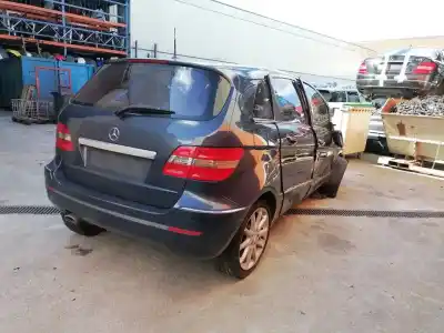 Veículo de Sucata mercedes-benz clase b 2.0 cdi do ano 2008 alimentado 640941