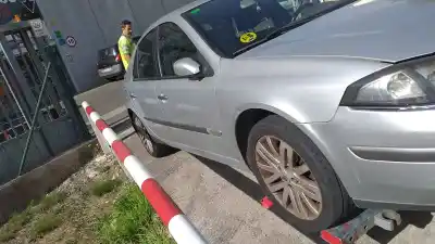 Здавання транспортного засобу renault laguna ii (bg0) confort dynamique року 2006 потужний m9r740 Здавання транспортного засобу renault laguna ii (bg0) confort dynamique року 2006 потужний m9r740