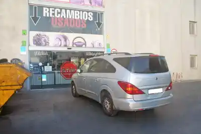 Здавання транспортного засобу ssangyong rodius xdi року 2010 потужний d27dt