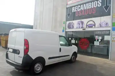 Vehicul casat opel combo d kasten l2h1 2.4t al anului 2013 alimentat 263a2000