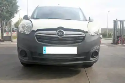 Vehicul casat opel combo d kasten l2h1 2.4t al anului 2013 alimentat 263a2000