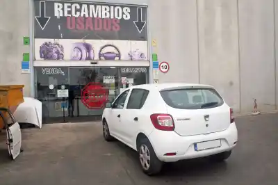 Veículo de Sucata dacia sandero básico do ano 2013 alimentado d4ff732