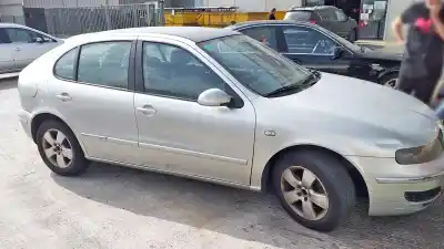 Здавання транспортного засобу seat leon (1m1) signo року 2003 потужний asv