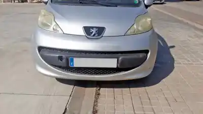Sloopvoertuig peugeot 107 urban van het jaar 2005 aangedreven 1kr