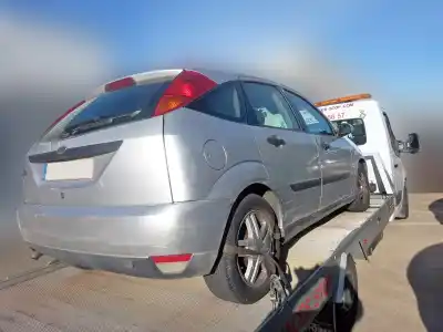 Veicolo di demolizione FORD FOCUS BERLINA (CAK) Ambiente dell'anno 2001 alimentato C9DB