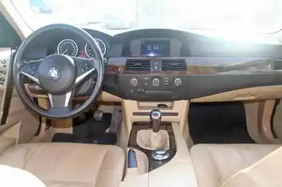 Sloopvoertuig bmw serie 5 berlina (e60) 530i van het jaar 2003 aangedreven m54306s3