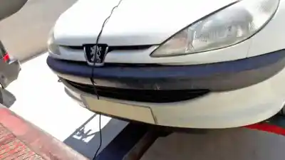 Veículo de Sucata peugeot 206 berlina e-music do ano 2002 alimentado 8hx