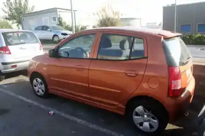 Véhicule à la ferraille kia picanto 1.1 cat de l'année 2005 alimenté g4hc