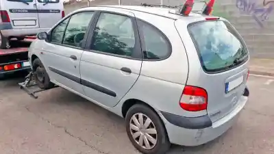 Scrapping Vehicle RENAULT SCENIC (JA..) Motor 1.9 Ltr. - 59 kW dTi Diesel of the year 2003 powered F8Q790
