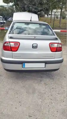 Veículo de Sucata seat cordoba berlina (6k2) signo do ano 2000 alimentado aua