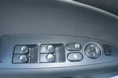 Scrapping Vehicle hyundai i30 classic of the year 2011 powered g4fa