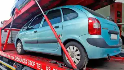 Veículo de Sucata CITROEN XSARA PICASSO 2.0 HDi Satisfaction do ano 2004 alimentado RHY