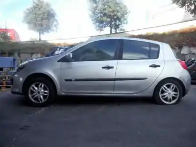 Veículo de Sucata renault clio iii confort expression do ano 2006 alimentado k4j g7