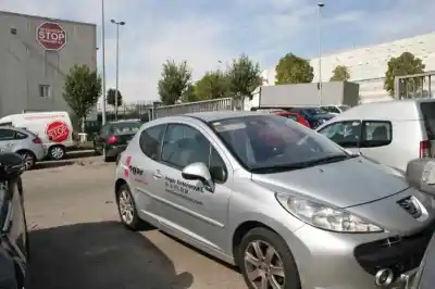 Véhicule à la ferraille PEUGEOT                                            207                                                                                                                                                                                                                                                        1.6 16V HDi                                                                                                                                                                                                                                                de l'année 2009 alimenté 9HXDV6ATED4