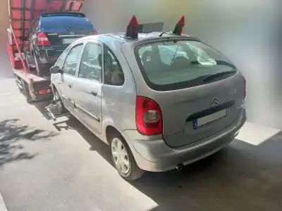 Veículo de Sucata CITROEN XSARA PICASSO 1.6 Básico do ano 2001 alimentado NFU (1DFX2F)