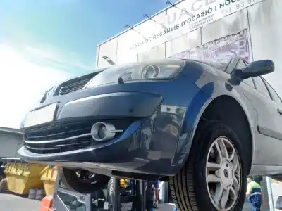 Veículo de Sucata renault scenic ii dynamique do ano 2008 alimentado f9qk8