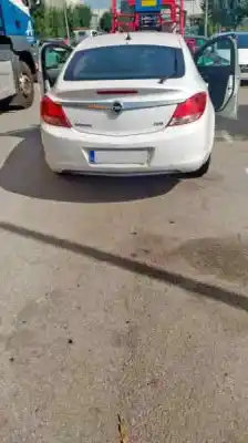 Veículo de Sucata opel insignia berlina cosmo do ano 2011 alimentado a20dtj