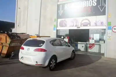 Veículo de Sucata seat leon (1p1) reference do ano 2008 alimentado bxe