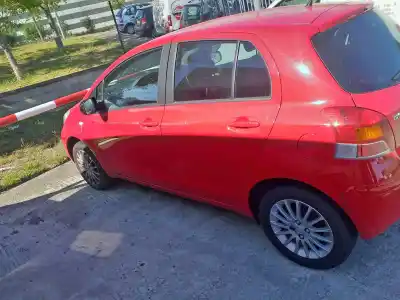 Veículo de Sucata toyota yaris live do ano 2009 alimentado 1nrfe