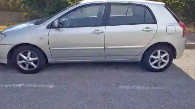 Veicolo di demolizione TOYOTA COROLLA (E12) 2.0 D-4D Sol Berlina dell'anno 2007 alimentato 1CDFTV